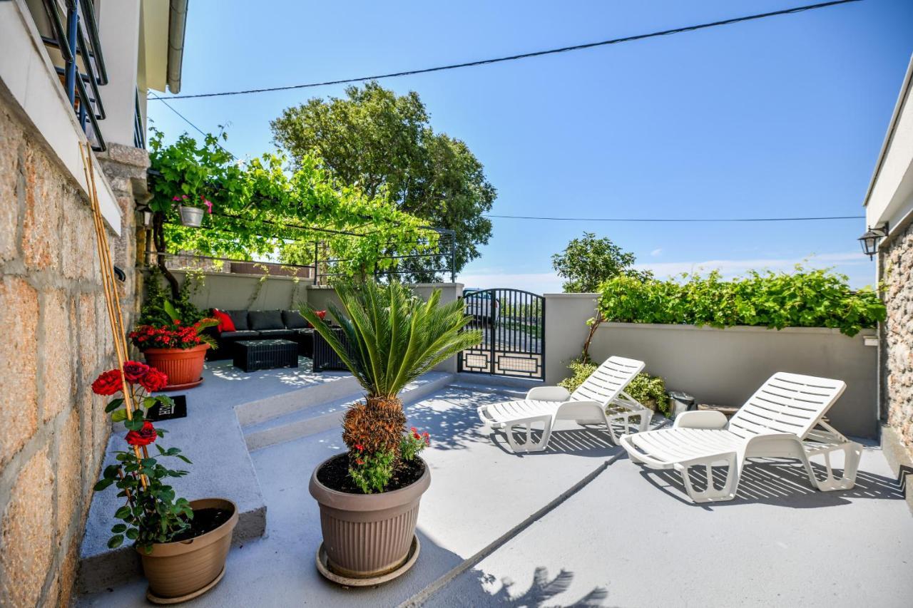 Holiday Home Skevini Dvori Starigrad Paklenica Εξωτερικό φωτογραφία