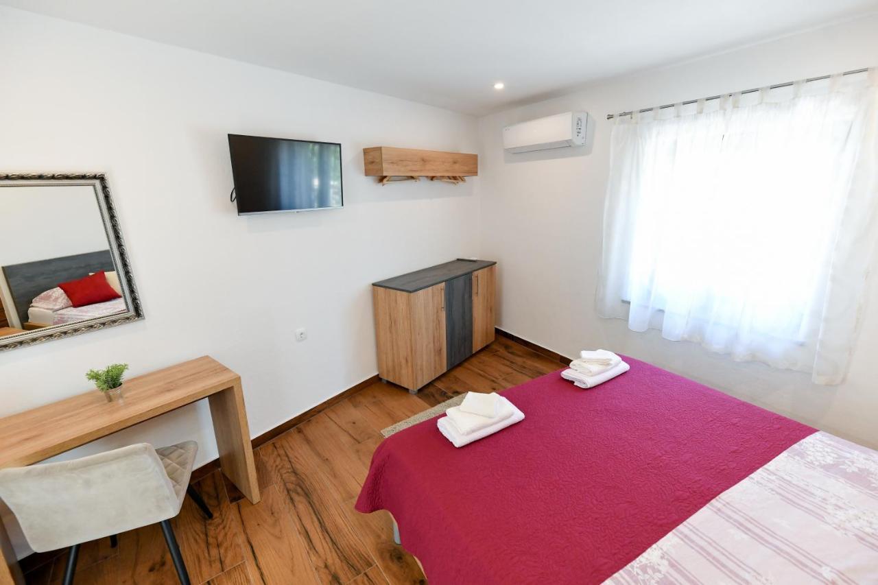 Holiday Home Skevini Dvori Starigrad Paklenica Εξωτερικό φωτογραφία