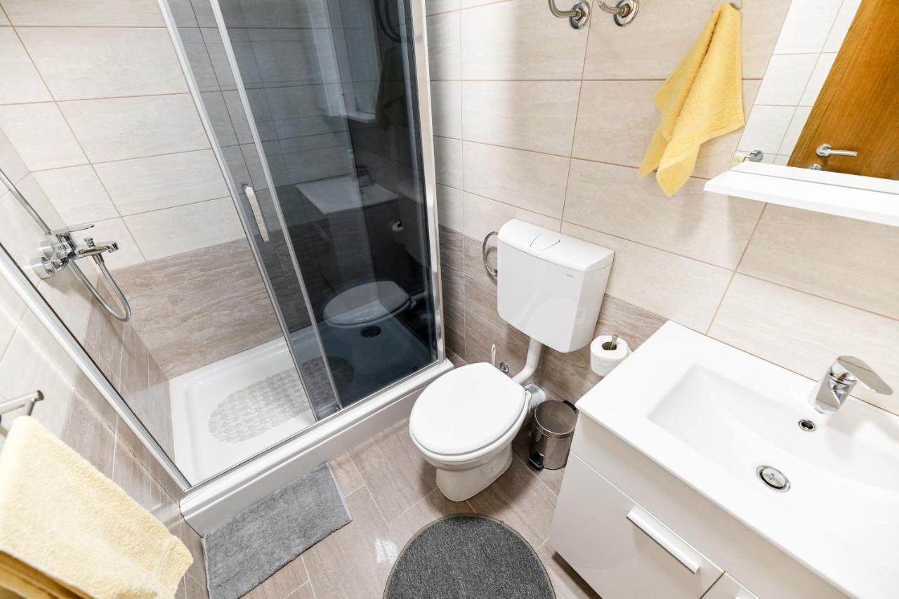 Holiday Home Skevini Dvori Starigrad Paklenica Εξωτερικό φωτογραφία