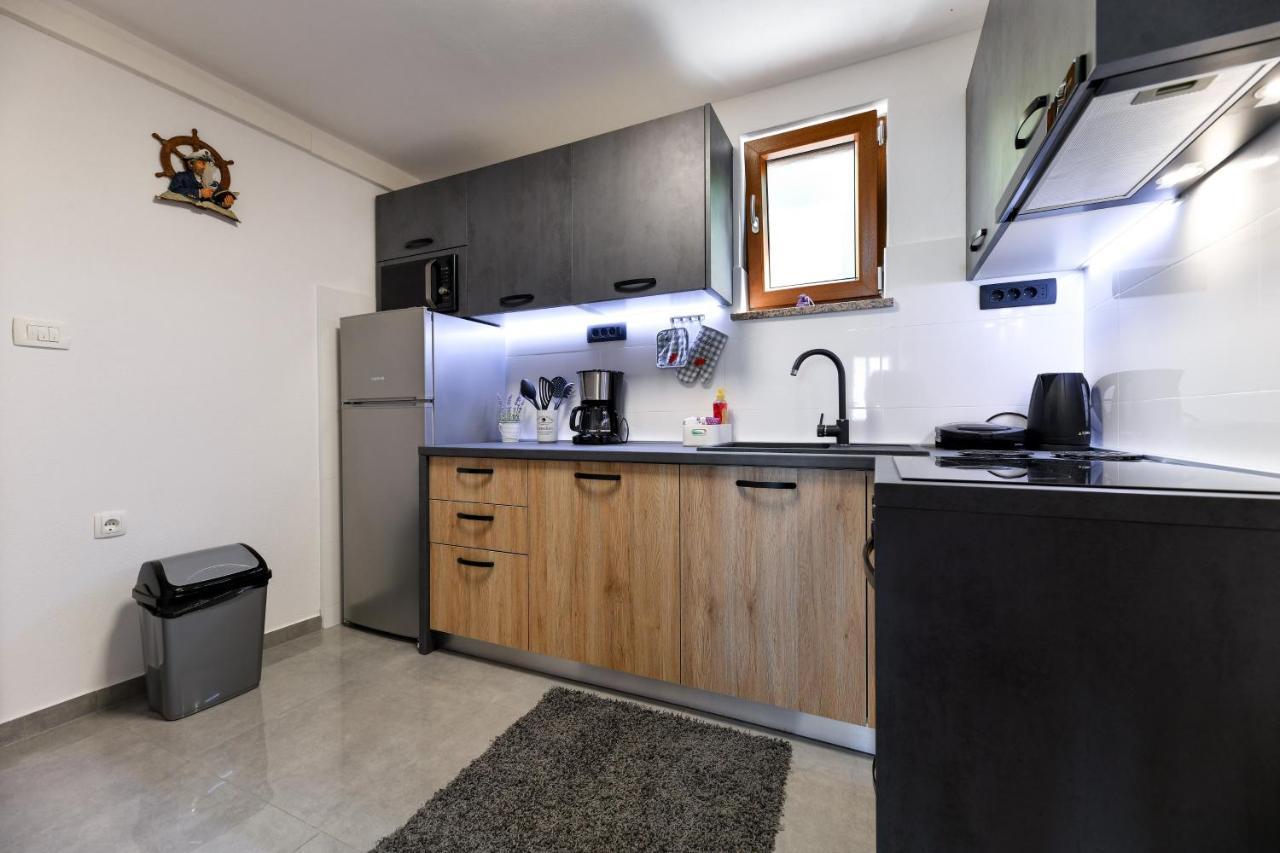 Holiday Home Skevini Dvori Starigrad Paklenica Εξωτερικό φωτογραφία
