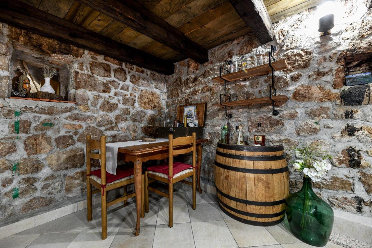 Holiday Home Skevini Dvori Starigrad Paklenica Εξωτερικό φωτογραφία